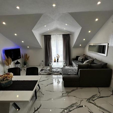 Luxury Apartment Megy Otočac Dış mekan fotoğraf