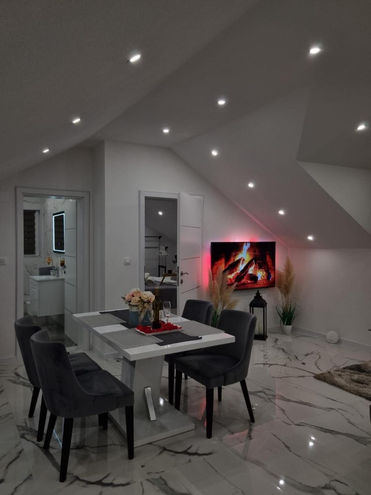 Luxury Apartment Megy Otočac Dış mekan fotoğraf