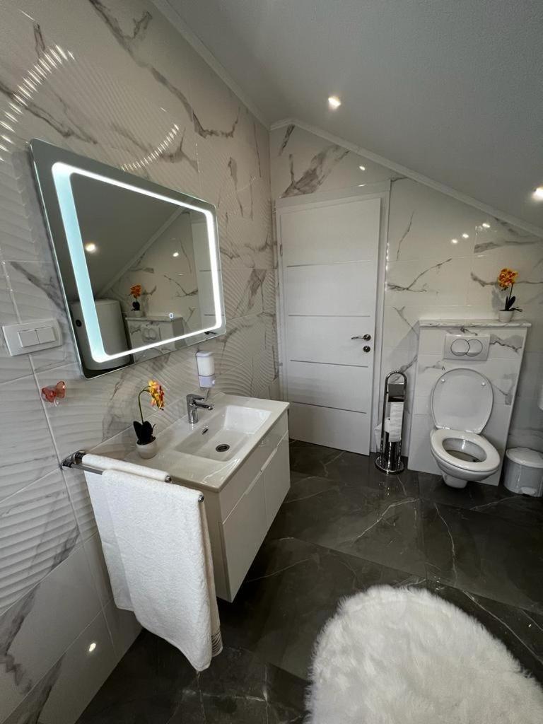 Luxury Apartment Megy Otočac Dış mekan fotoğraf
