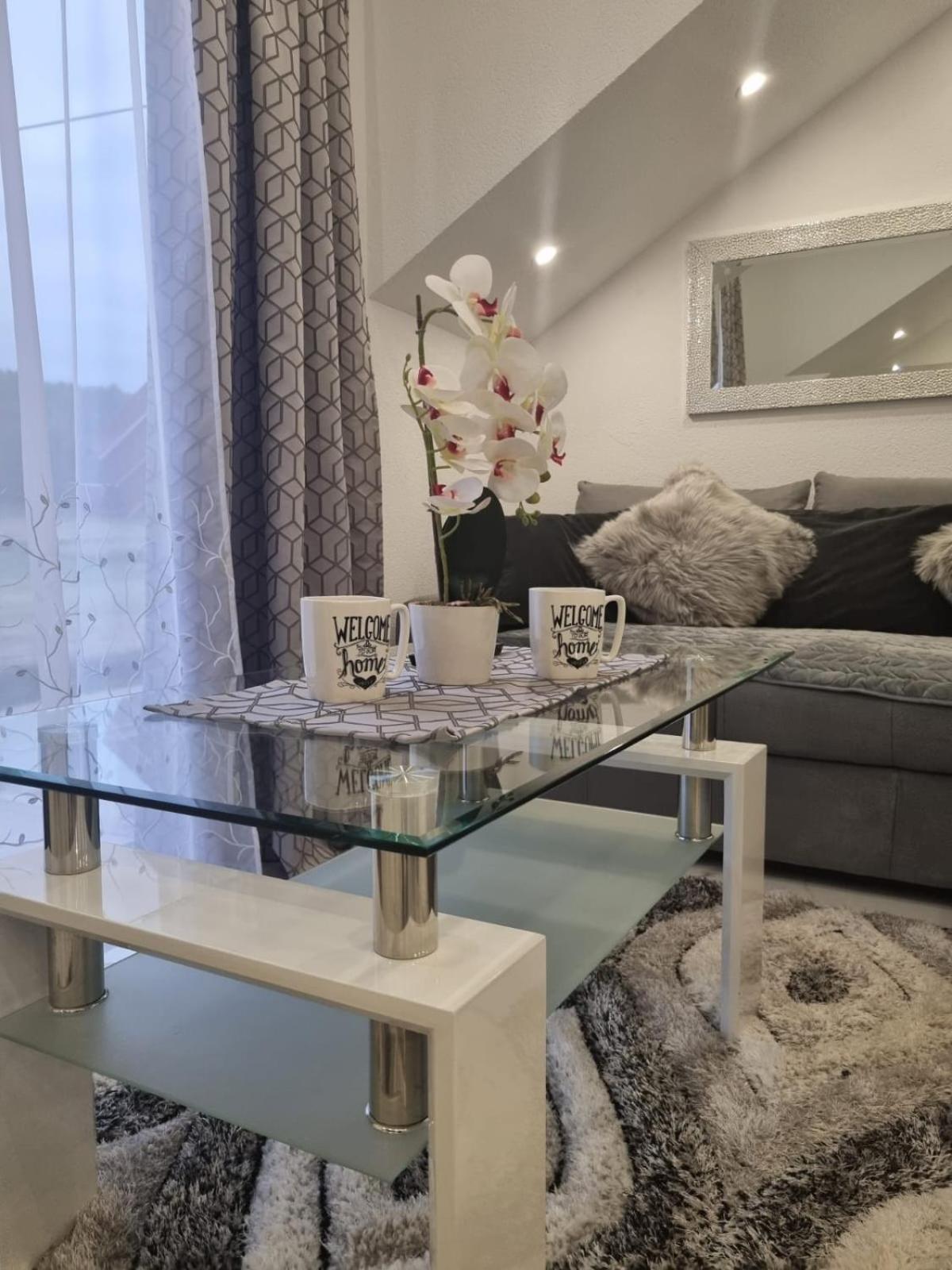 Luxury Apartment Megy Otočac Dış mekan fotoğraf